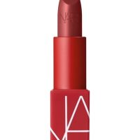 Make Up >  Lips >  Lipstick & Lipliner